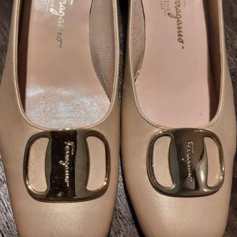 ✨Vintage Ferragamo Heels✨